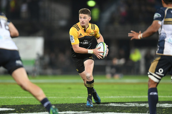 Beauden Barrett running with the ball for the Hurricanes against the Brumbies in McLean Park, Napier during Super Rugby 2017