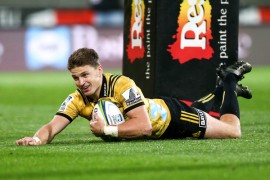 Beauden Barrett scores a try for the Hurricanes against the Highlanders during the 2018 Super Rugby Round 5, at Wesptac Stadium, Wellington