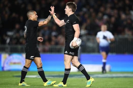 The New Zealand players retained the Bledisloe Cup in 2019 following the triumph at Eden Park, Auckland